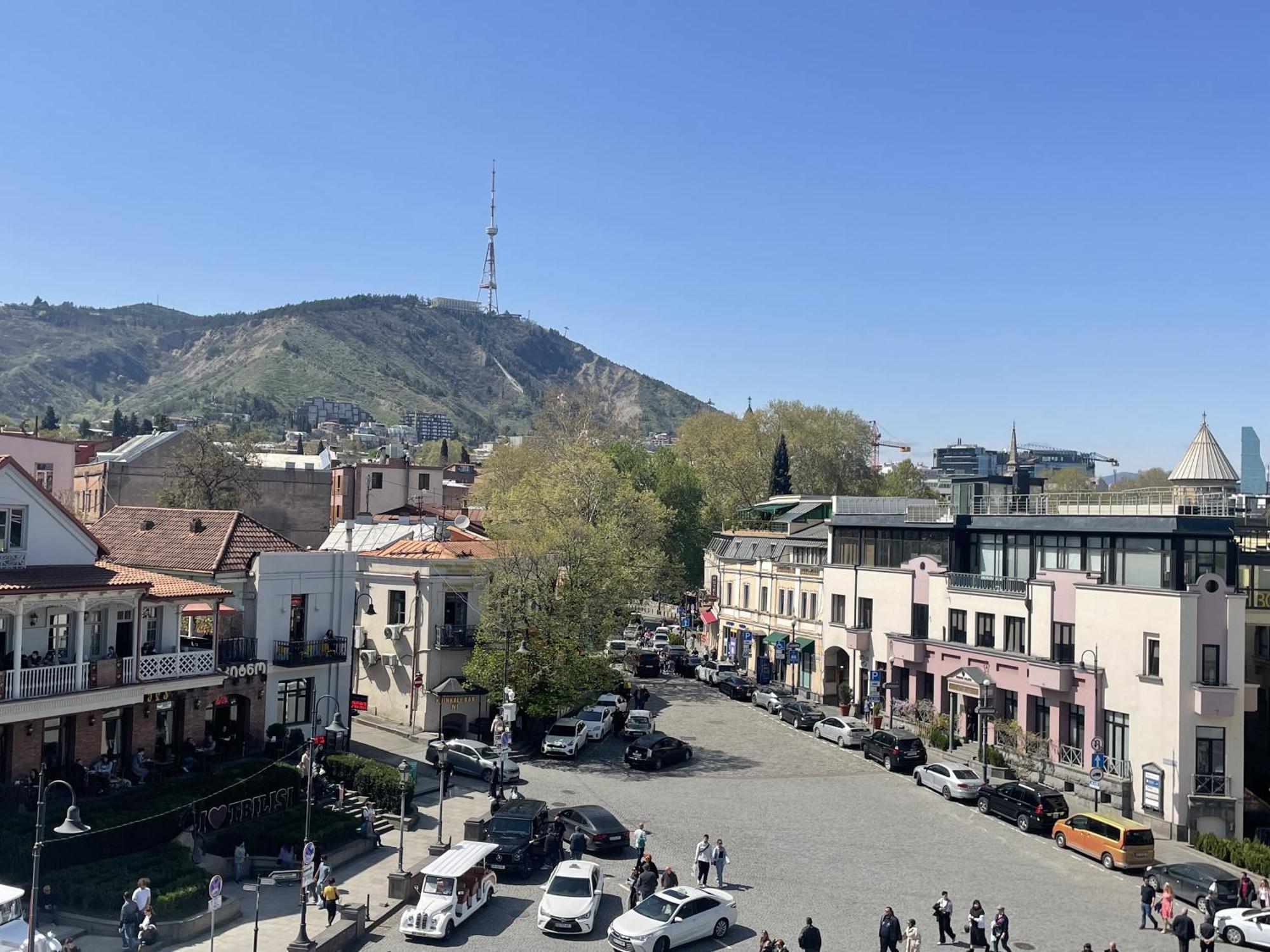 Meidan Inn Tbilisi Eksteriør billede