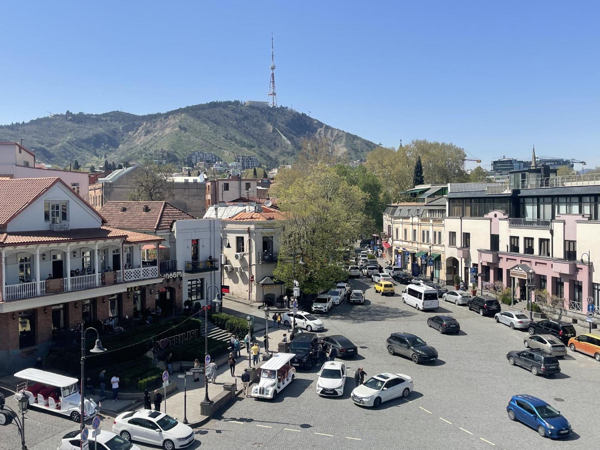 Meidan Inn Tbilisi Eksteriør billede
