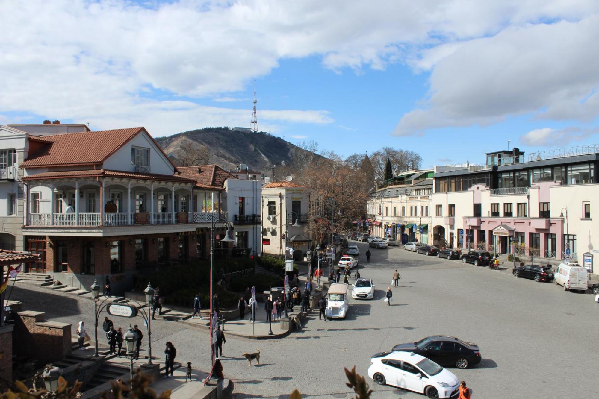 Meidan Inn Tbilisi Eksteriør billede